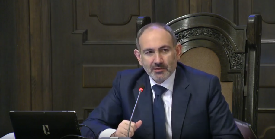 Դեմիրճյանը ասել է, որ երբ «Արարատը» հաղթում է, հաջորդ օրը արտադրողականությունը մեծանում է․ Փաշինյան