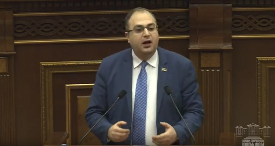 Փեշակը պետք է վերադառնա և դառնա հասարակության գոյության հիմք․ Վլադիմիր Վարդանյան