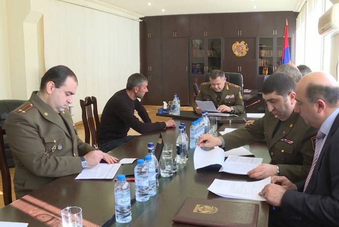 ՀՀ ԶՈՒ ԳՇ պետն ընդունել է տարբեր բնույթի հարցերով դիմած քաղաքացիների