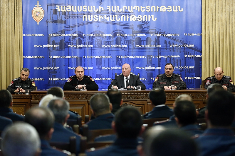 Արման Սարգսյանը ներկայացրել է ոստիկանության պետի նորանշանակ տեղակալ Հայկ Մհրյանին