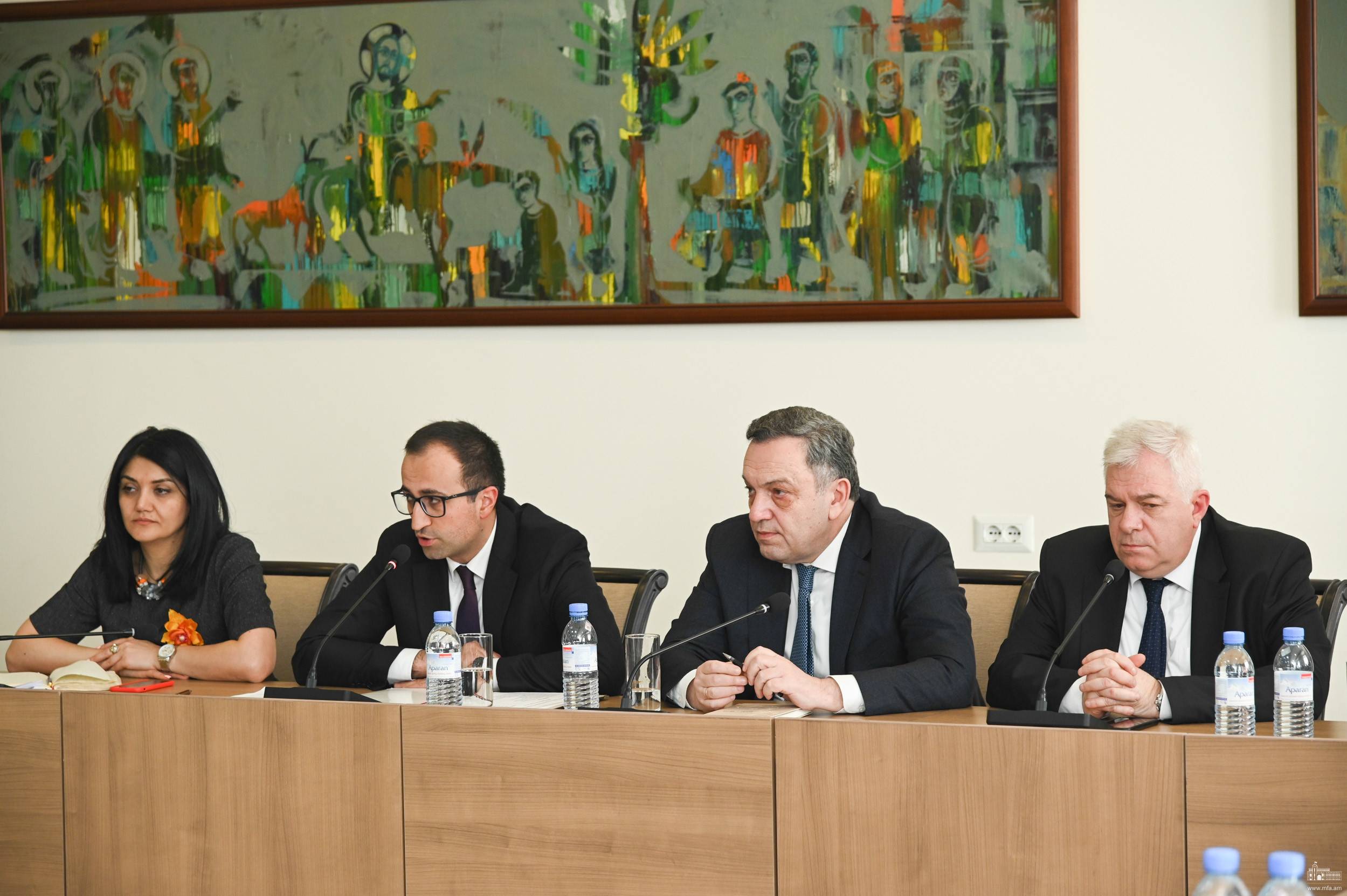 ԱԳՆ-ում կայացել է կորոնավիրուսի համաճարակի կանխարգելման հարցով հանդիպում