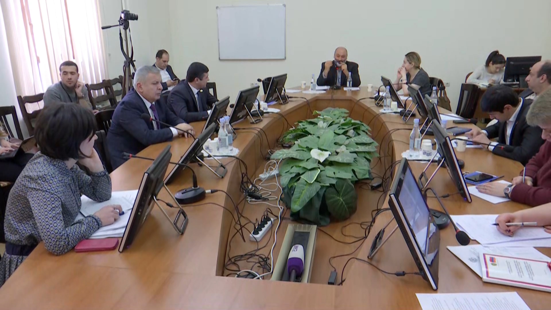 Ինչ փոփոխություններ են նախատեսվում «Սոցիալական աջակցության մասին ՀՀ օրենքում». քննարկում ԱԺ-ում