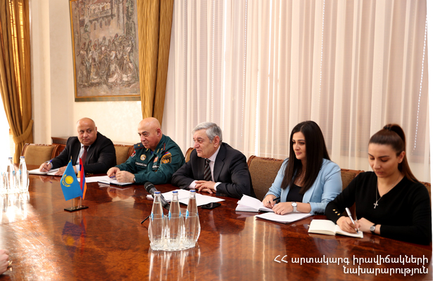 Ֆելիքս Ցոլակյանը ՀՀ-ում Ղազախստանի դեսպանի հետ քննարկել է համագործակցության հարցեր