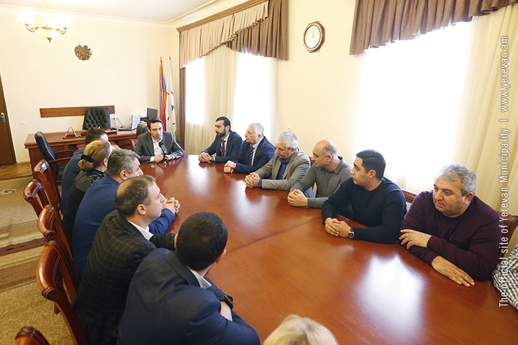 Հայկ Մարությանն այսօր ներկայացրել է Նոր Նորք և Աջափնյակ վարչական շրջանների նոր ղեկավարներին