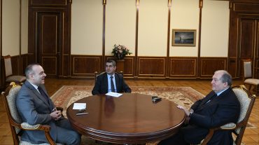 Նախագահ Սարգսյանը հանդիպել է Հայաստանում Իտալիայի դեսպան Վինչենցո Դել Մոնակոյի հետ