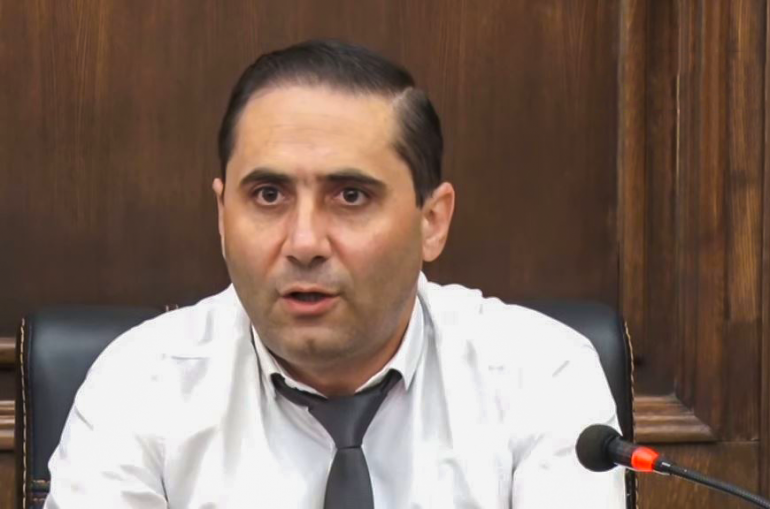 «Չի պատրաստվո՞ւմ պետությունը 20 մլն դրամ տրամադրի և մի ֆիլմ նկարի իսկական հայ մարզիկի մասին». Արման Աբովյան