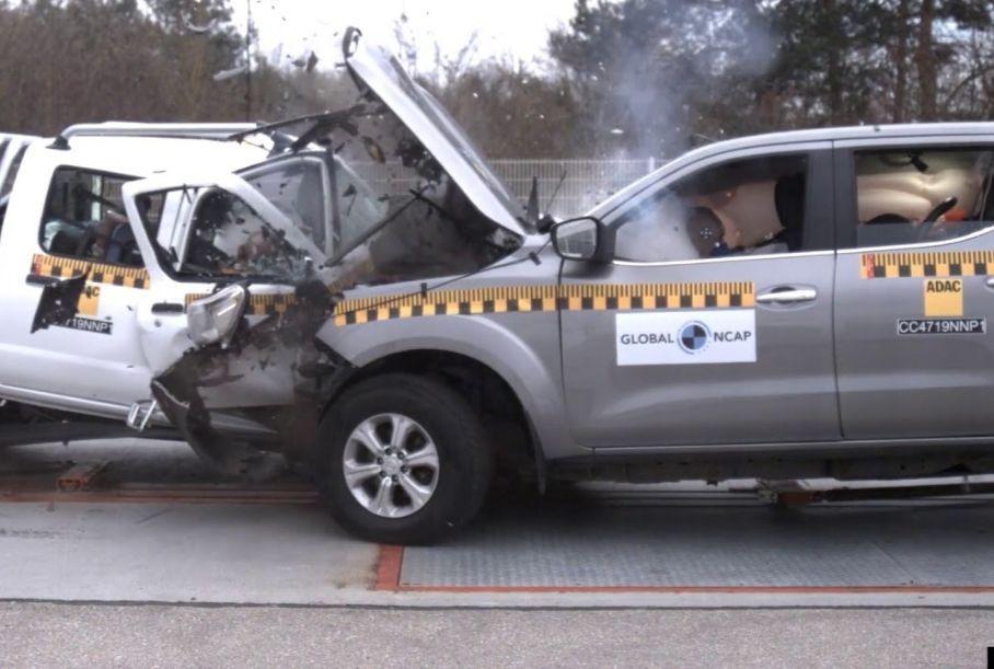 Nissan Navara-ի հին ու նոր մոդելների մենամարտը