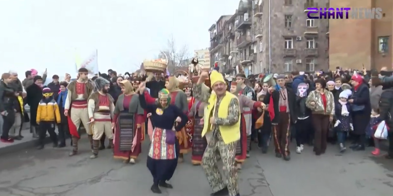 Ազգային երգ-երաժշտություն, պարեր ու տոնախմբություն. ինչպես են Երևանում տոնել Բարեկենդանը