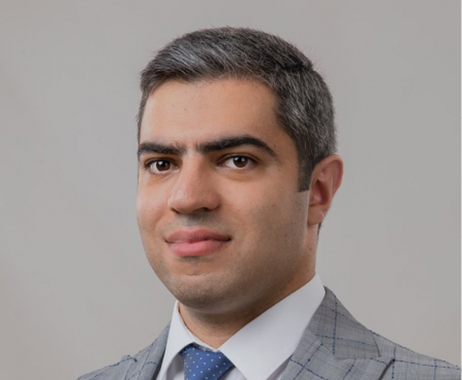 Սուրեն Գալստյանն ազատվել է Տիգրան Ավինյանի օգնականի պաշտոնից