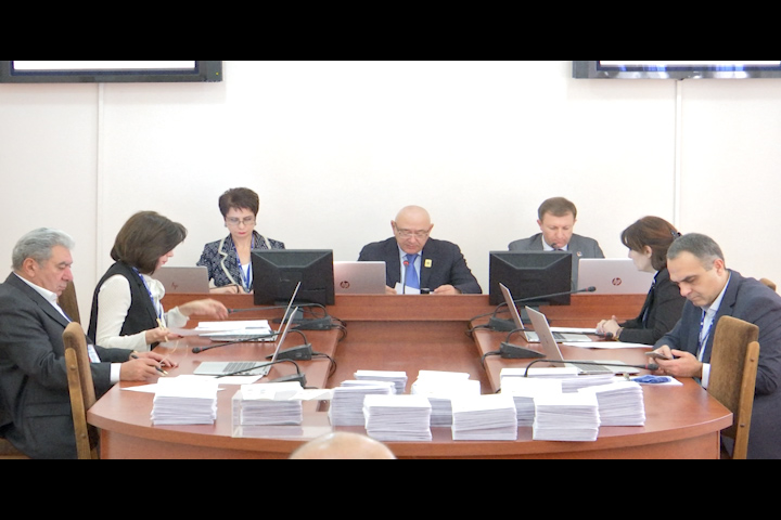 Քարոզչության շտաբները չեն կարող տեղակայվել պետական, տեղական ինքնակառավարման, պետական կրթական, ուսհաստատությունների շենքերում. ԿԸՀ-ն արտահերթ նիստ է գումարել