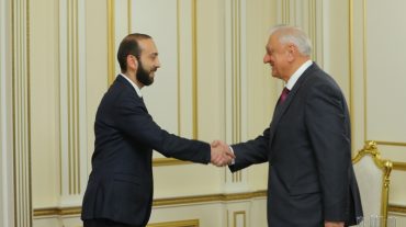 Ջերմ հանդիպում ունեցա Միխայիլ Մյասնիկովիչի հետ. Արարատ Միրզոյան
