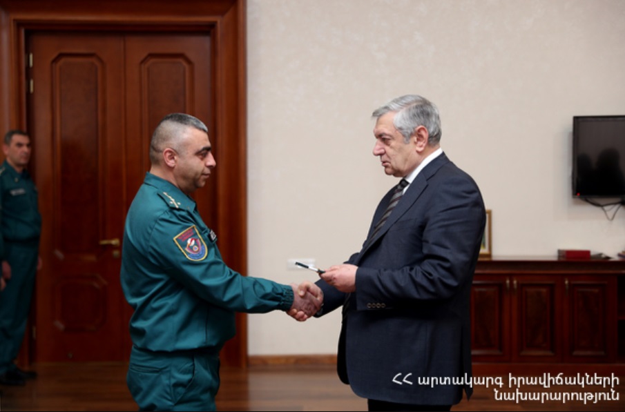 Փրկարար ծառայողներին շնորհվել են հերթական կոչումներ