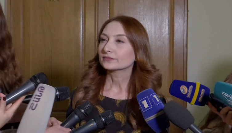 Խմբակցությունն անհրաժեշտ է համարել հրավիրել արտահերթ նիստ. Լիլիթ Մակունց