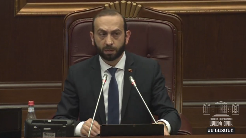 Տեսնում եմ, որ ուշ երեկոյան ևս մեկ նիստ կունենանք․ Արարատ Միրզոյան