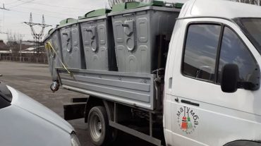 Քաղաքապետարանը սկսել է տեղադրել ձեռք բերած 1000 մետաղե աղբամանները