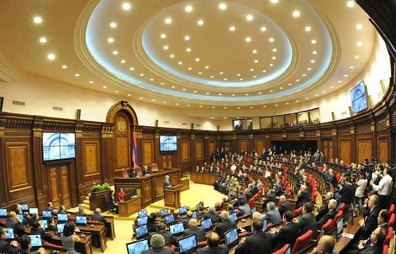 Մենք լավ օրինակ չենք ծառայում. Էդմոն Մարուքյանն առաջարկեց քվորում չապահովել և նիստերը հետաձգել