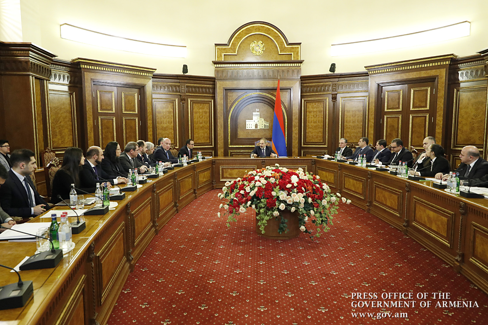 «Հայաստանում որևէ պարագայում խուճապ պետք է չլինի, և կառավարությունը պիտի դառնա նման խուճապի բացակայության երաշխավորը». վարչապետի մոտ քննարկվել են կորոնավիրուսի դեմ պայքարի միջոցառումները