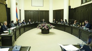 Քննարկվել են տնտեսության առանձին ճյուղերում նպատակային ներդրումային ծրագրերին օժանդակություն ցուցաբերելու քայլերը