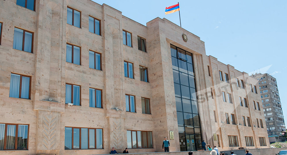 Պաշտոնանկություններ Կանադայից վերադարձած կնոջ նամակի արդյունքում
