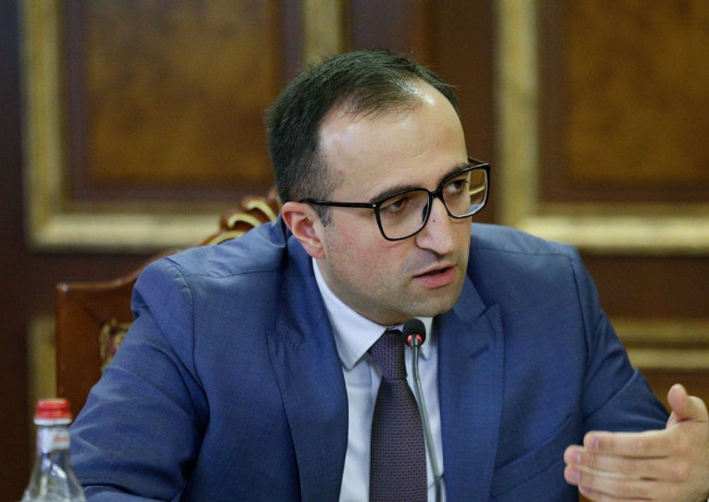 100.000 դրամ փոխանցեցի՝ ի աջակցություն կորոնավիրուսային հիվանդության դեմ պայքարի. Արսեն Թորոսյան