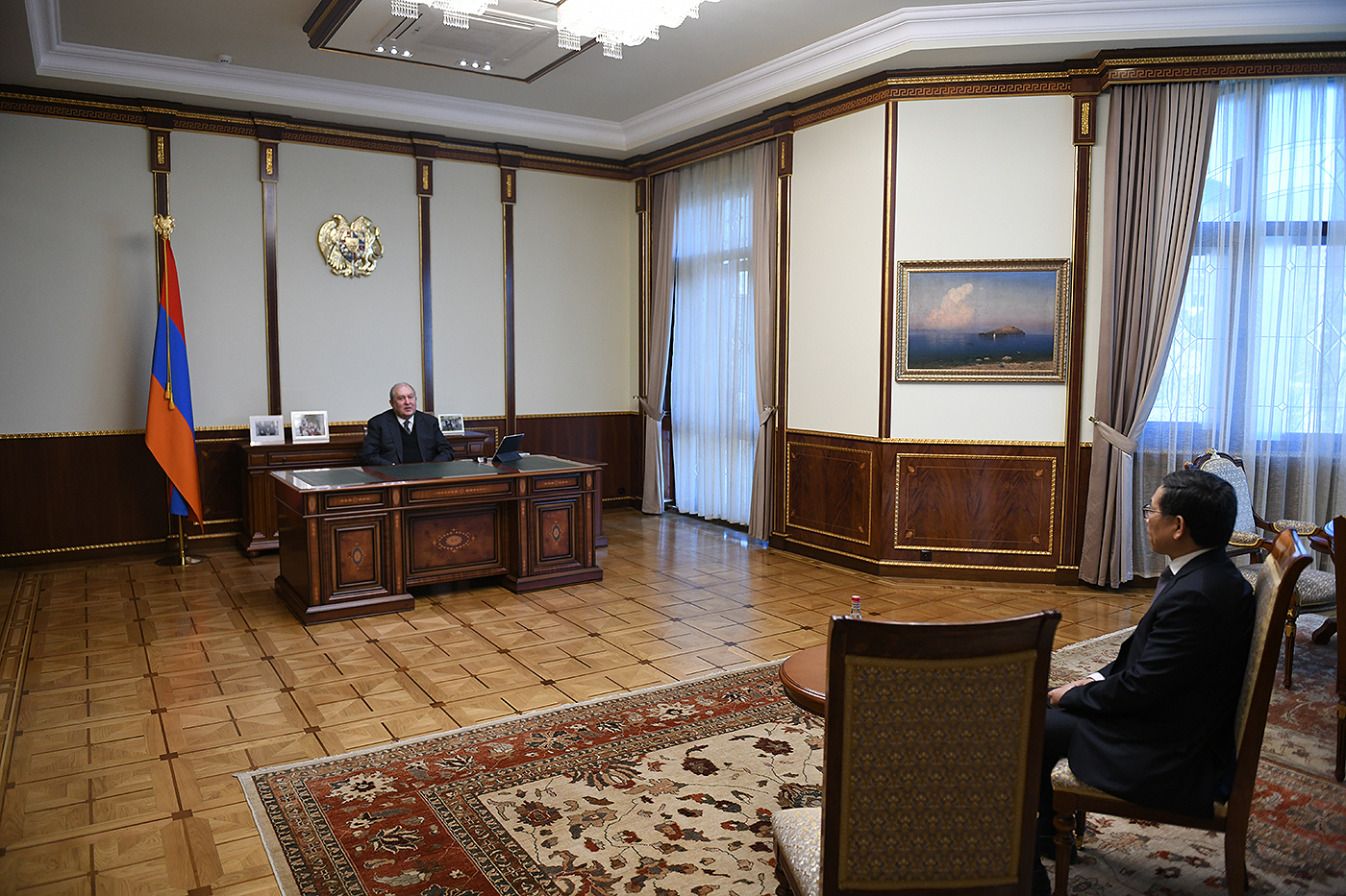Նախագահը ՀՀ-ում Չինաստանի դեսպանի հետ քննարկել է կորոնավիրուսի հետևանքով ստեղծված իրավիճակը