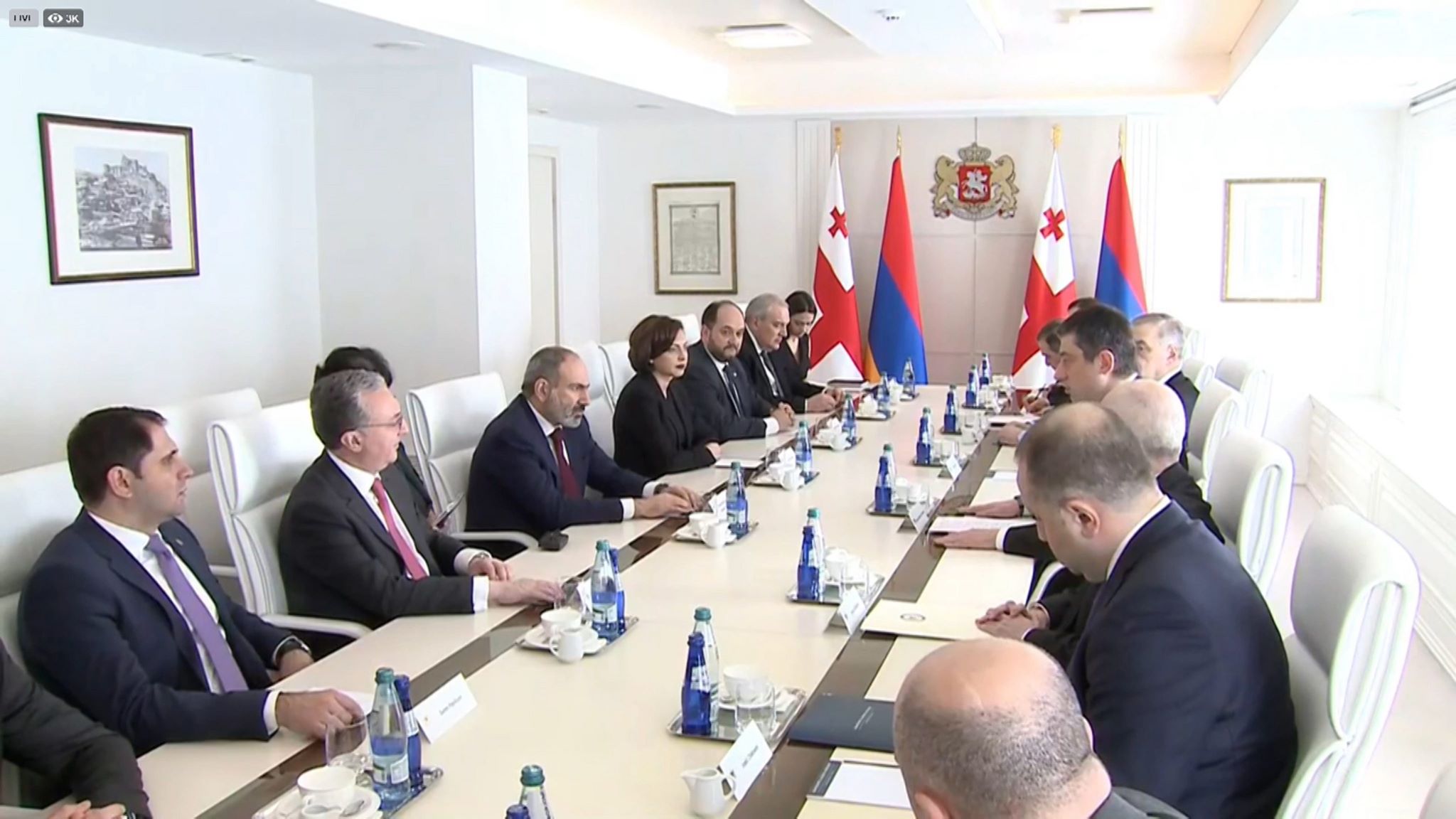Մեր երկրներն անվտանգության համակարգերի վերաբերյալ տարբեր պատկերացումներ ունեն. Փաշինյանը` Գախարիային