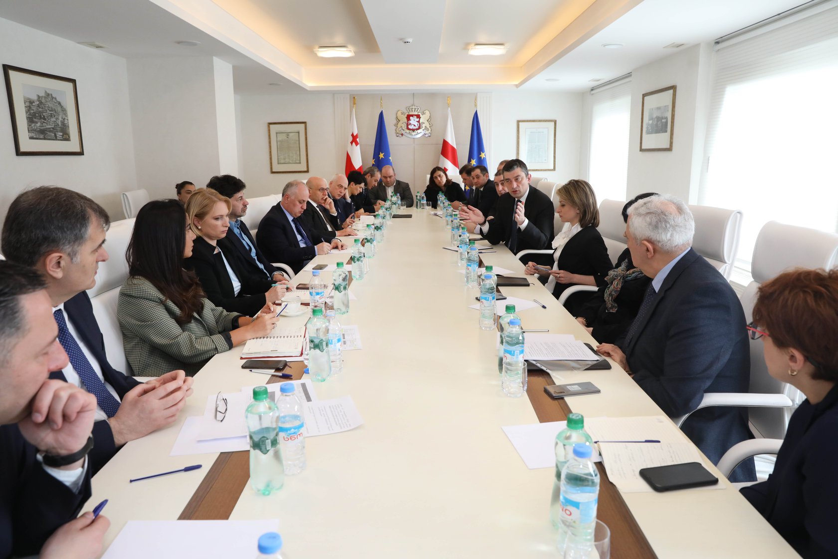 Վրաստանում կորոնավիրուսի հարցերով միջգերատեսչական համակարգող խորհուրդը նոր որոշումներ է ընդունել վարակի հետագա տարածումը կանխելու ուղղությամբ