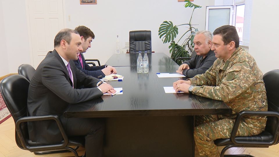 Ջալալ Հարությունյանը ՊԲ շտաբում ընդունել է ՀՀ անվտանգության խորհրդի քարտուղար Արմեն Գրիգորյանին