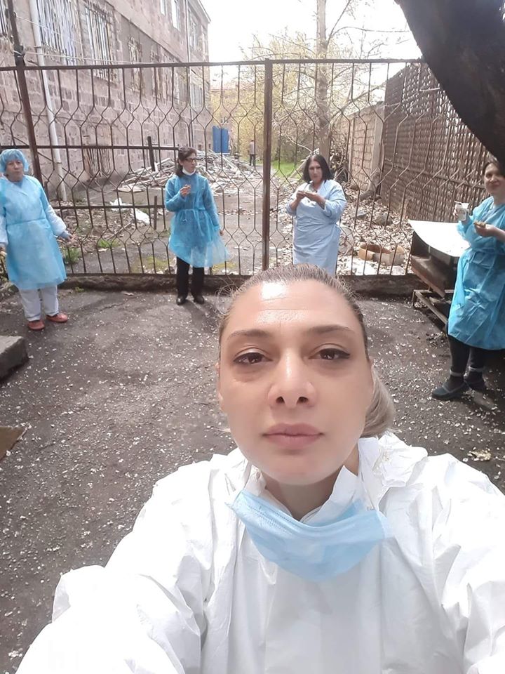 «Նորք» ԻԿՀ-ի անձնակազմը ընդմիջման ժամանակ