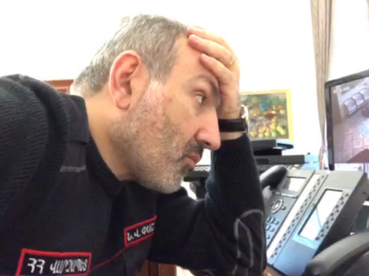 Փաշինյանը Սուրենավանի դպրոցականների խնջույքը պատկերող լուսանկարներ է հրապարակել