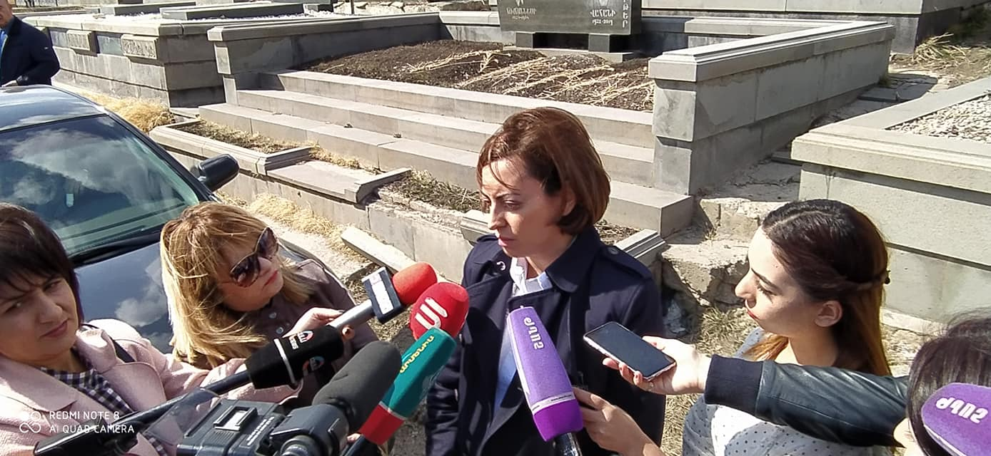 Կինը ոչ միայն բռնարարքի, այլև հասարակության լռության զոհն է. Լենա Նազարյանը՝ Գյումրիում սպանված կնոջ մասին