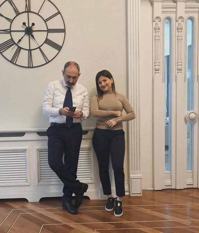 Մարիամ Փաշինյանը հայրիկի հետ լուսանկար է հրապարակել