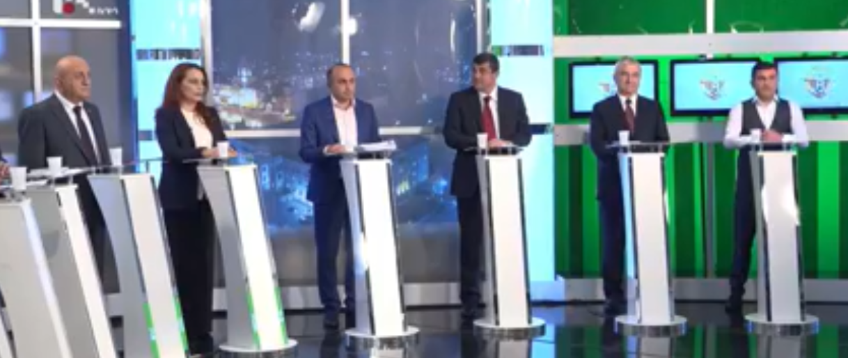 Մեկնարկել է ԱՀ թեկնածուների մասնակցությամբ հեռուստաբանավեճը