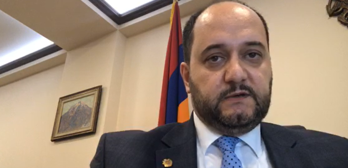 Ուղիղ կապ` Ուսուցիչների հետ. Արայիկ Հարությունյան