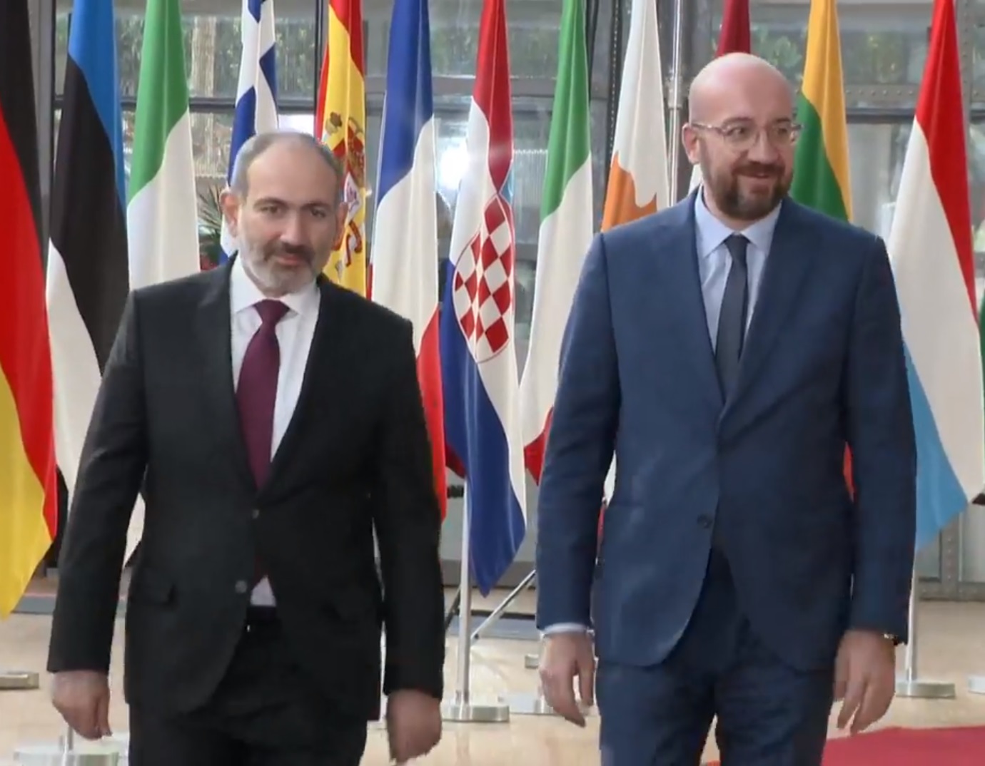 Կորոնավիրուսի պատճառով ԵԽ նախագահի հետ հանդիպումը սկսում ենք առանց ձեռքսեղմման. Նիկոլ Փաշինյան