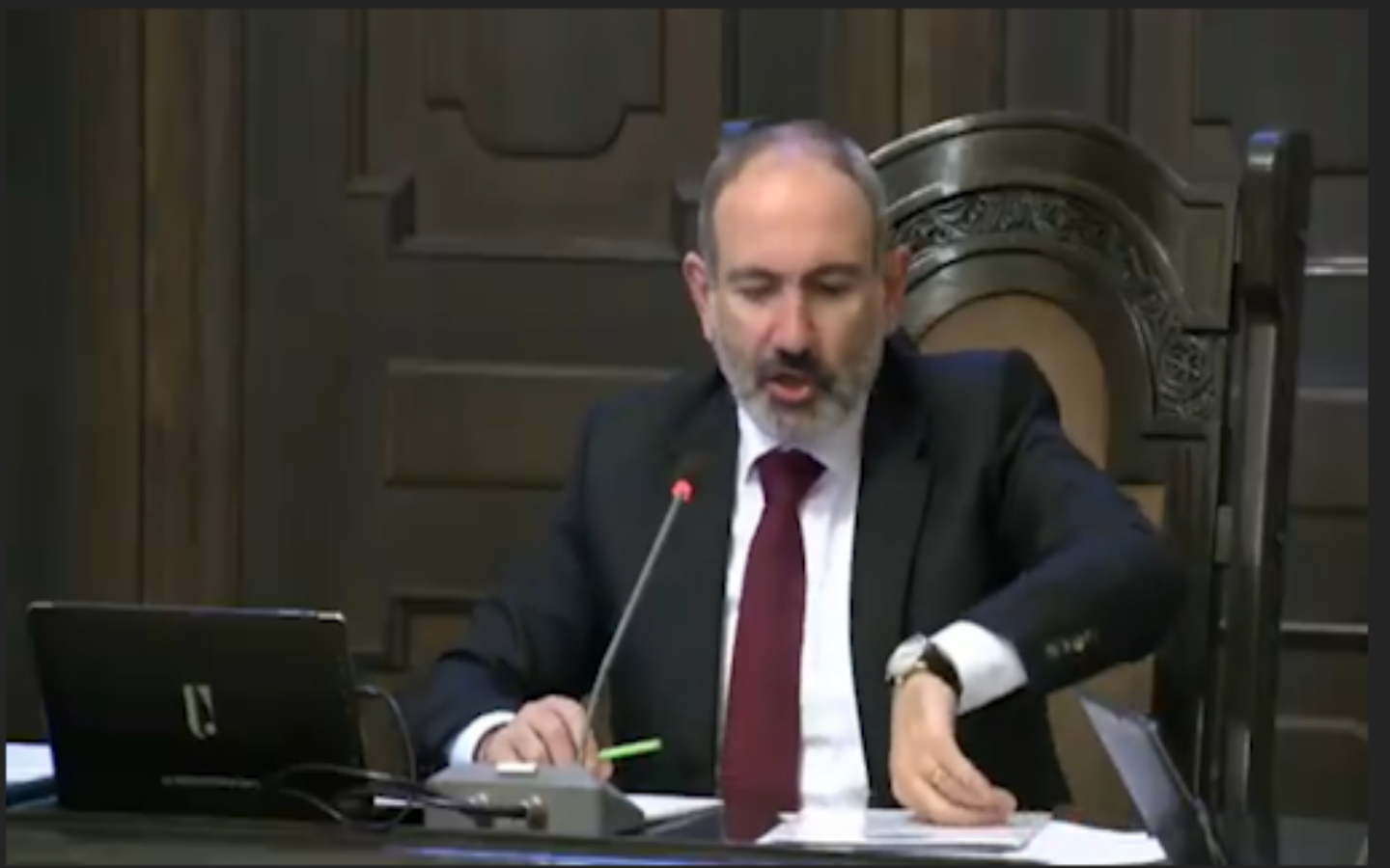Ոչ մի ոստիկան դիմակ չկրող ոչ մի քաղաքացու կողքով անտարբեր չպետք է անցնի. Փաշինյան