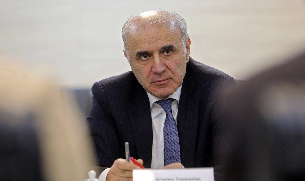 69-րդ օրն է, ինչ Իրանում սկսվել են դրամատիկ իրադարձությունները. Արտաշես Թումանյան