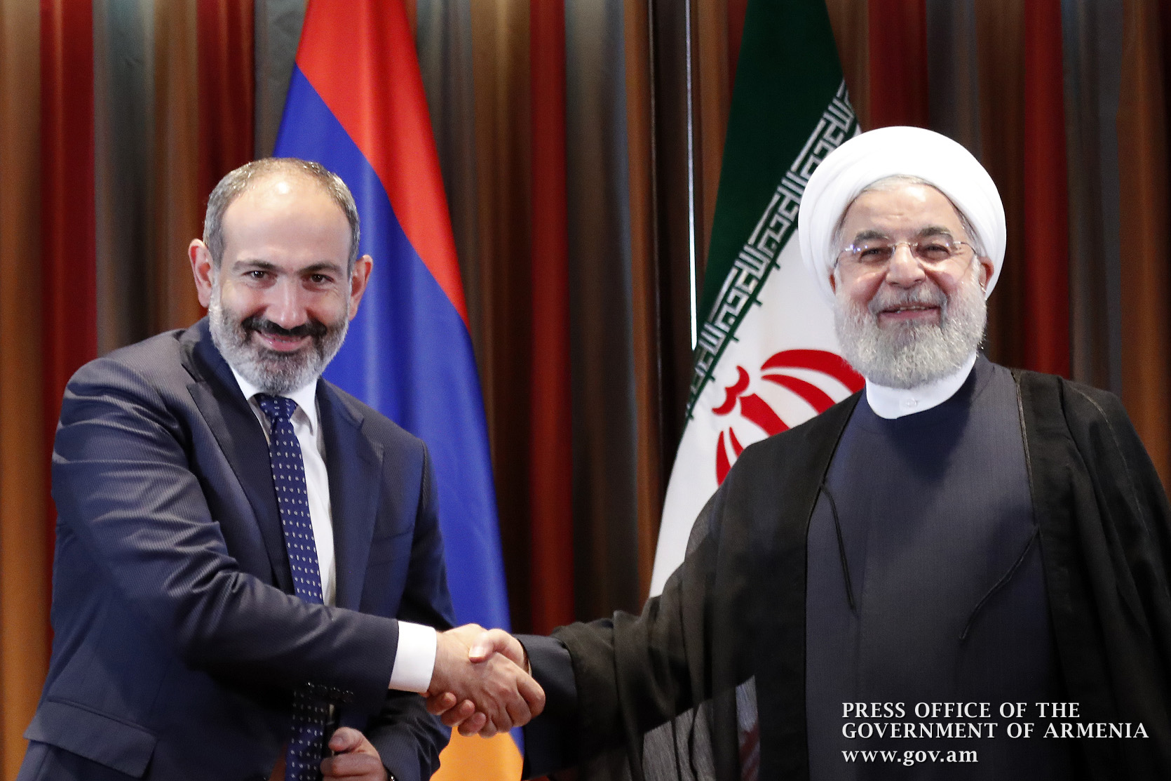 Նիկոլ Փաշինյանը հեռախոսազրույց է ունեցել ԻԻՀ նախագահ Հասան Ռոհանիի հետ