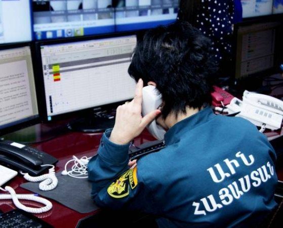 Ջրաշեն գյուղի թռչնաբուծարանի մոտակայքում «Ford Transit»-ը թեքվել է դեպի ձորը