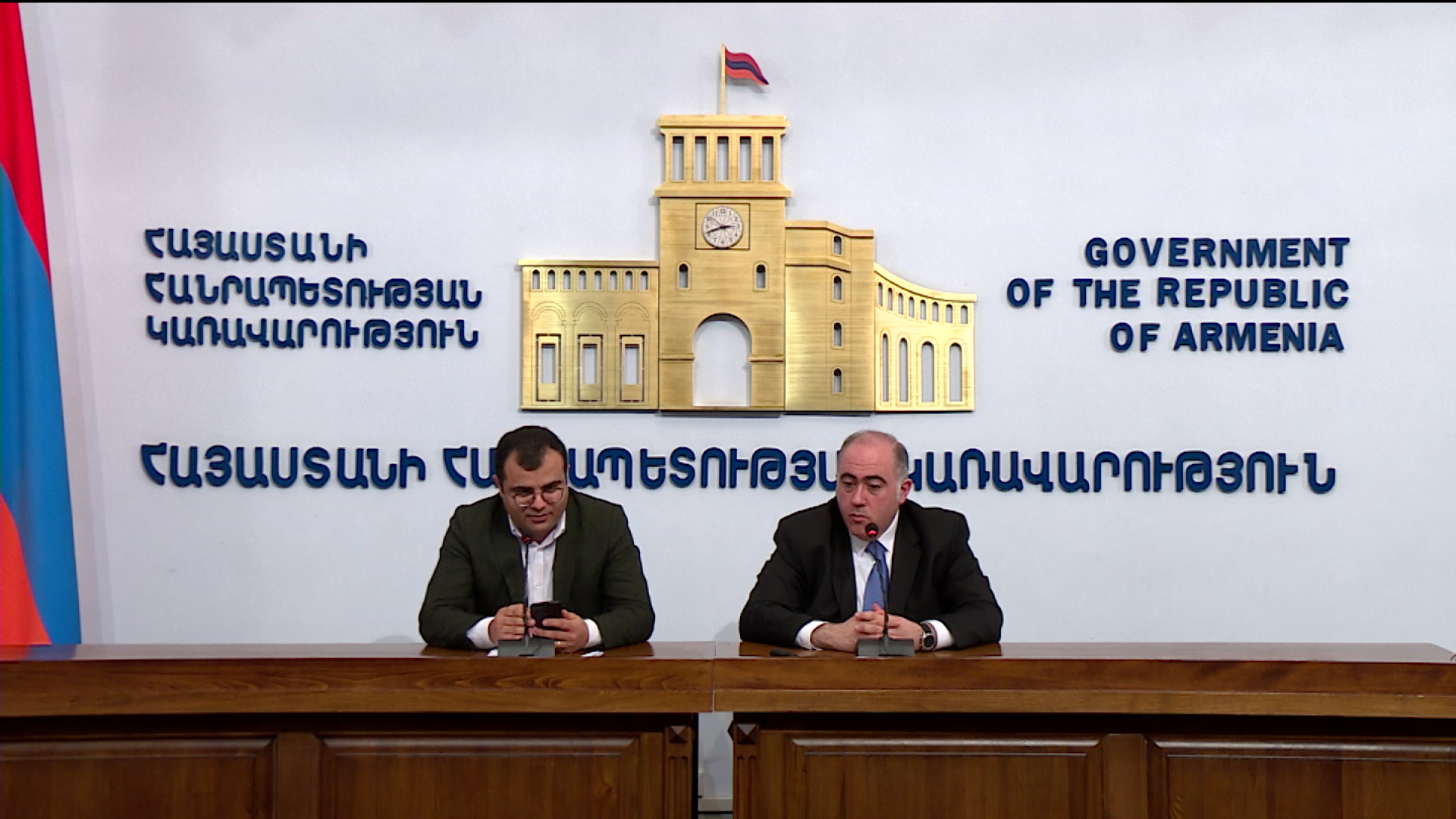 Կարմիր գծերի տուգանքները կհանվե՞ն, թե՞ ոչ. հարց քաղաքապետի տեղակալին