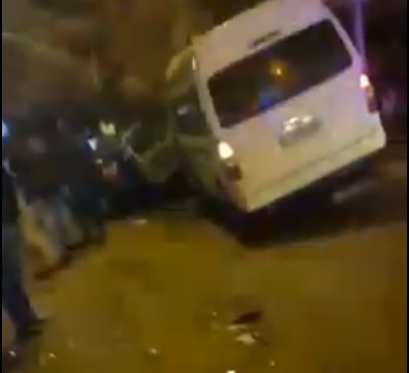 Տեսանյութ.Կորոնավիրուսով վարակված անձի տեղափոխող շտապօգնության մեքենան վթարի է ենթարկվել