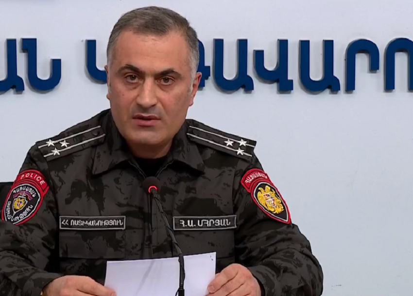 Քանի՞ տրանսպորտային միջոցի չի թույլատրվել մարզից մարզ տեղափոխվել. փոխոստիկանապետի պարզաբանումը