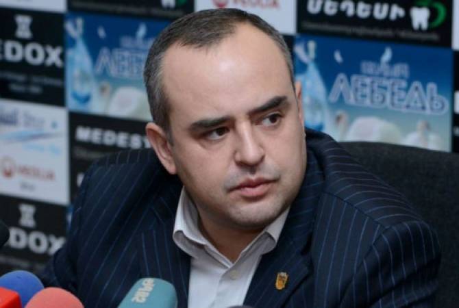 Ոստիկանությունը փաստաբան Տիգրան Աթանեսյանի բնակարանի վրա հարձակման վերաբերյալ ահազանգ է ստացել