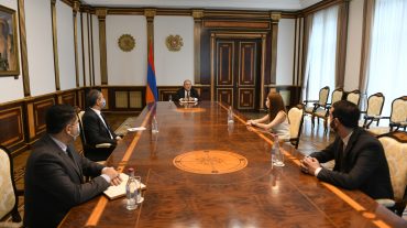 Նախագահ Սարգսյանն ընդունել է ԱԺ «Իմ քայլը» խմբակցության ղեկավար Լիլիթ Մակունցին և խմբակցության անդամ Ռուբեն Ռուբինյանին