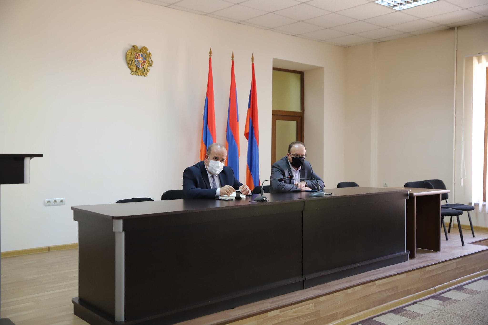 Շիրակի մարզպետի գլխավորությամբ այսօր անցկացվել է Շիրակի մարզային օպերատիվ շտաբի հերթական աշխատանքային նիստը