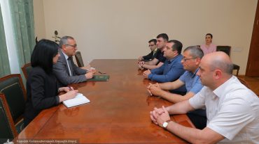 Արցախի ԱԺ նախագահը շարունակում է հանդիպել քաղաքական ուժերի ներկայացուցիչների հետ