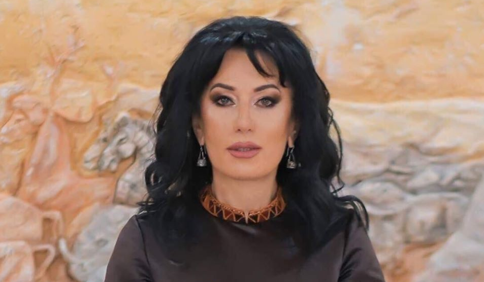 Beautiful. Նաիրա Զոհրաբյանը կենդանիների ընկերության տեսանյութ է տեղադրել