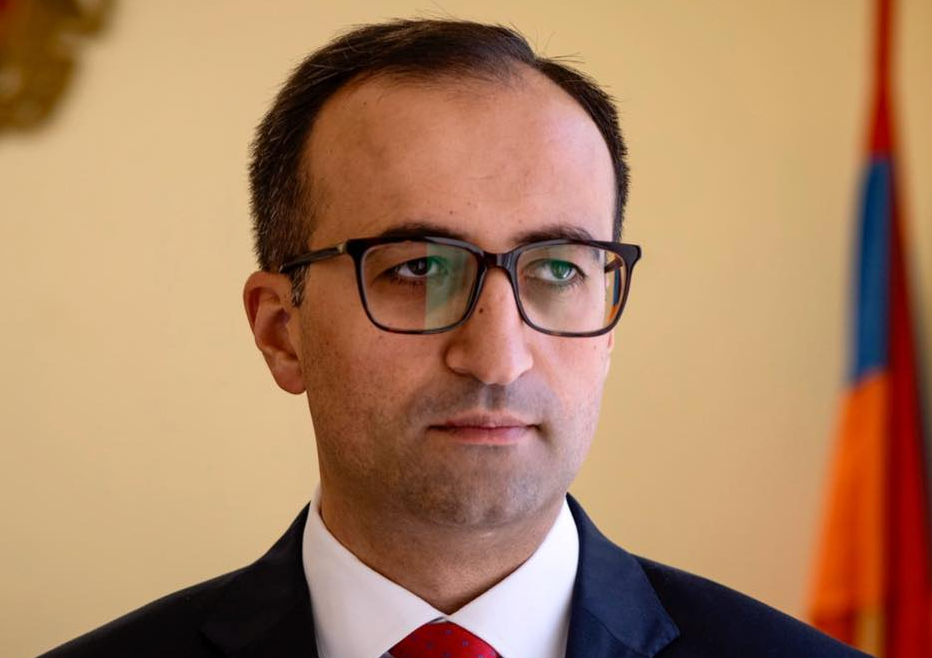 Կորոնավիրուսային հիվանդության 2386 դեպքից 320-ն արձանագրվել է բուժաշխատողների մոտ. Արսեն Թորոսյան