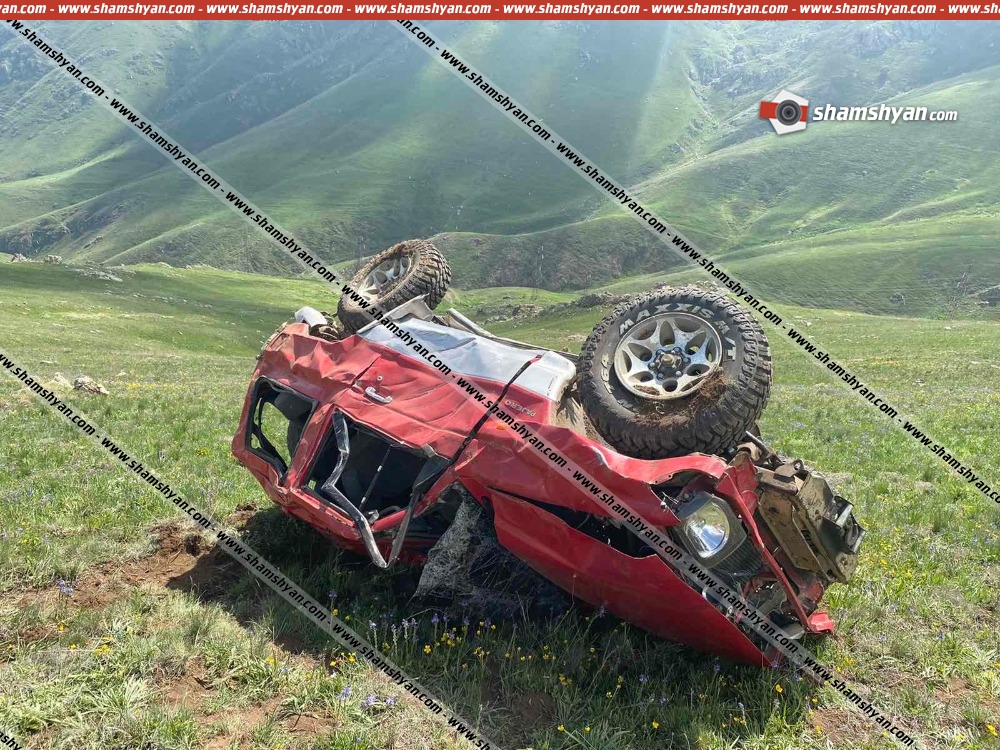 Սյունիքի մարզում 40-ամյա վարորդը, Mitcubishi Pajero-ով մոտ 200 մետր մի քանի պտույտ գլորվելով, կողաշրջված վիճակում հայտնվել է դաշտում. կա վիրավոր