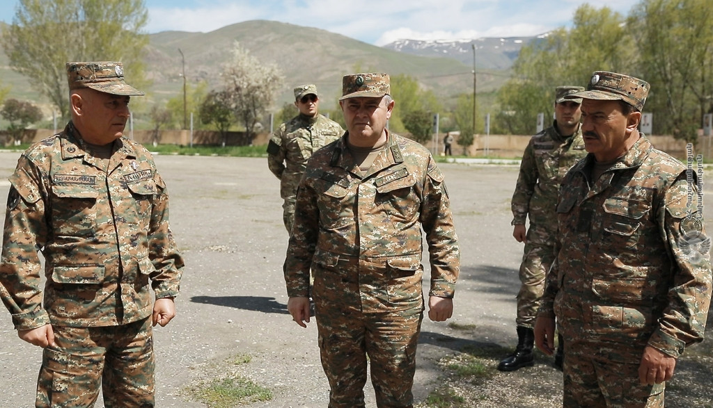 ՀՀ ԶՈՒ Գլխավոր շտաբի պետն այցելել է զորամասեր